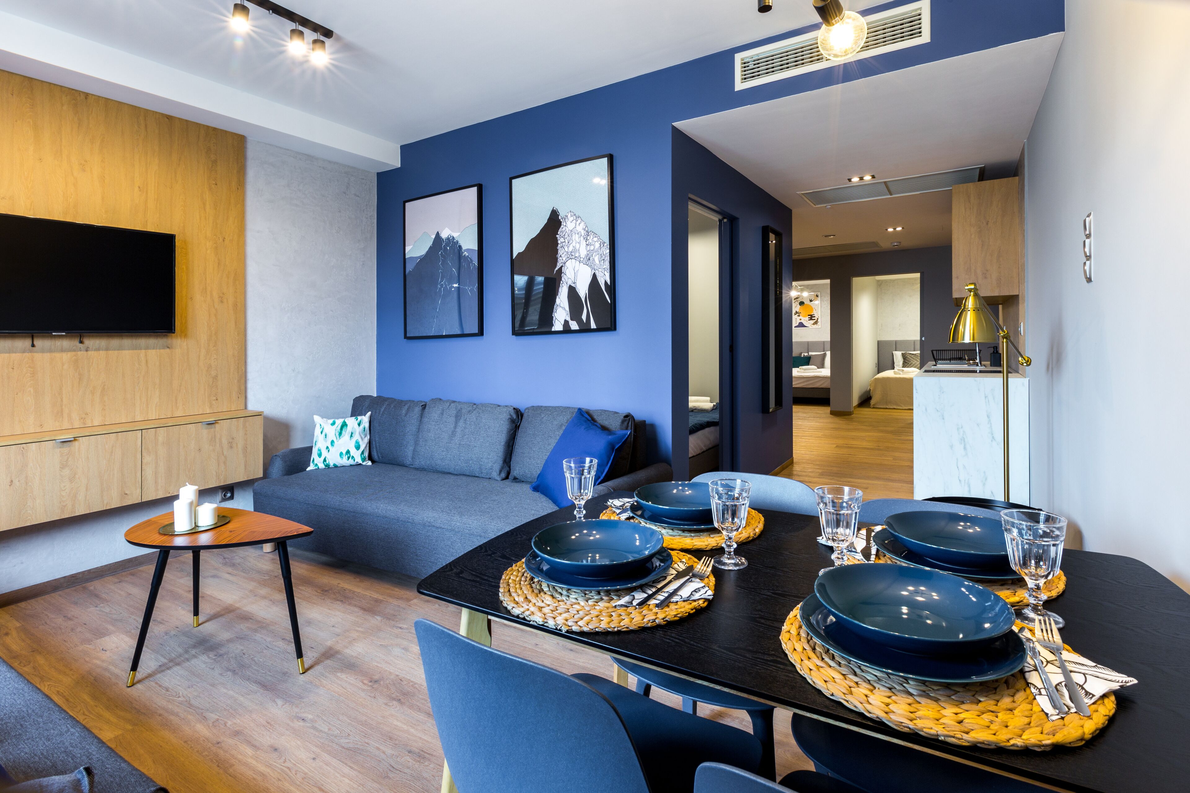 Exclusive Apartment, 3 Bedrooms | In-room dining