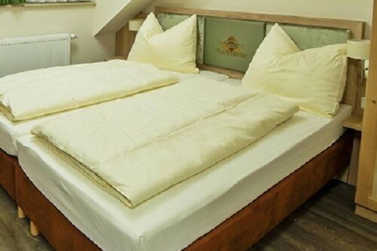 Double Room | Free WiFi