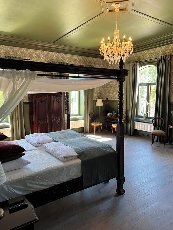 Deluxe Double Room, 1 King Bed