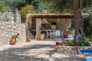 BBQ/picnic Area - Korina Studios (Corfu)