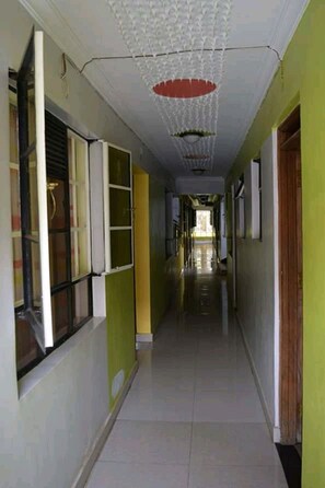 Hallway - Aerotropolis Hotel (Nairobi)