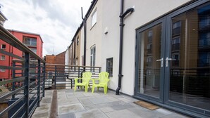 Exterior - HU1 City Centre Hub (Hull)