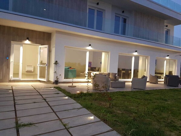 مدخل المنشأة