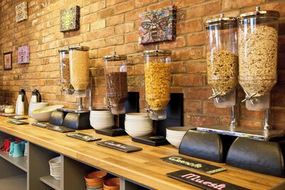 Holiday Inn - the niu, Loom Manchester North by IHG
