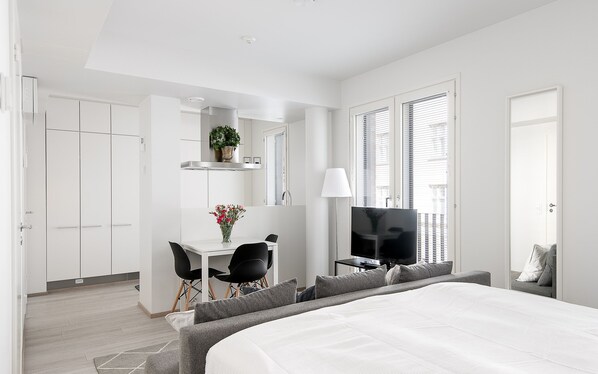 Studio - Kotimaailma Helsinki - Albertinkatu 8 (Helsinki)