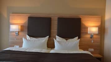 Double Room | In-room safe, desk, soundproofing, free cribs/infant beds