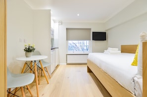 Top Floor Small Studio