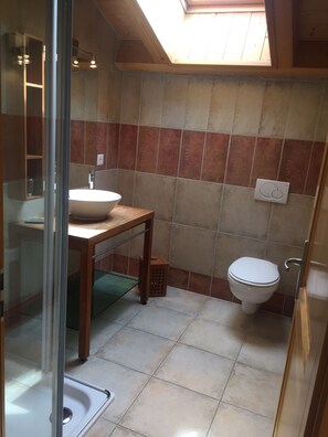 Luxury Chalet | Bathroom | Hair dryer, towels, soap, shampoo - Chalet Alpage (Ayent)