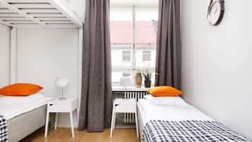 Studio (Loft Bed & 2 Single Beds) | Cribs/infant beds, free WiFi, bed sheets