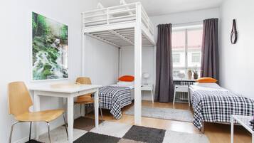 Studio (Loft Bed & 2 Single Beds) | Cribs/infant beds, free WiFi, bed sheets