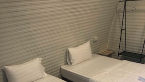 Habitación estándar con 2 camas individuales | Wifi gratis 