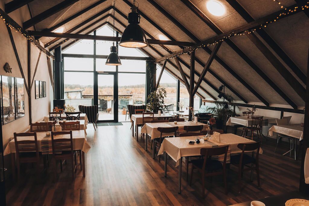 Una televisión de pantalla plana