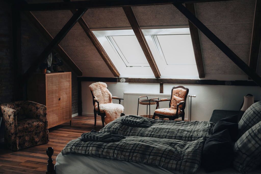 Family Room (Høstværelset) | Blackout curtains, soundproofing, free WiFi, bed sheets