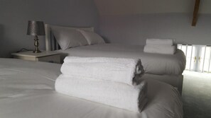 Rideaux occultants, Wi-Fi gratuit, draps fournis