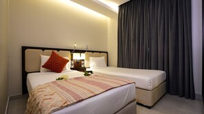 Apartment, 2 Bedrooms, City View | In-room safe, individually furnished, desk, laptop workspace