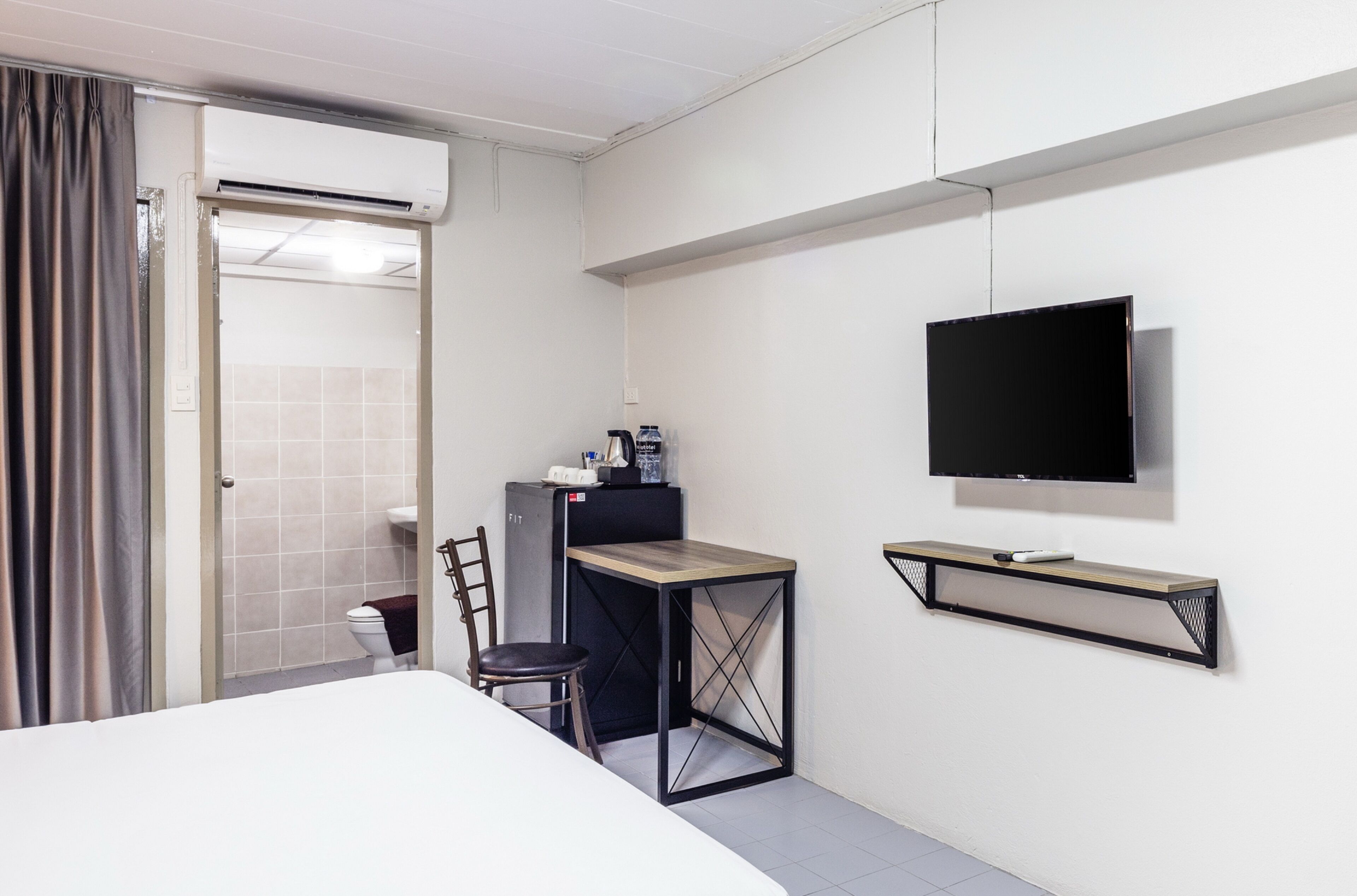 Foto - Livotel Express Hotel Ramkhamhaeng 50 Bangkok - No Parking