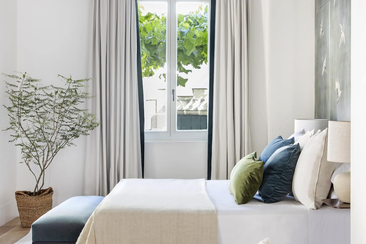 Junior Suite Terraza | 1 bedroom, in-room safe, desk, laptop workspace