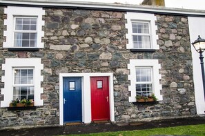 Exterior - Jacks Coastguard Cottage (Killorglin)