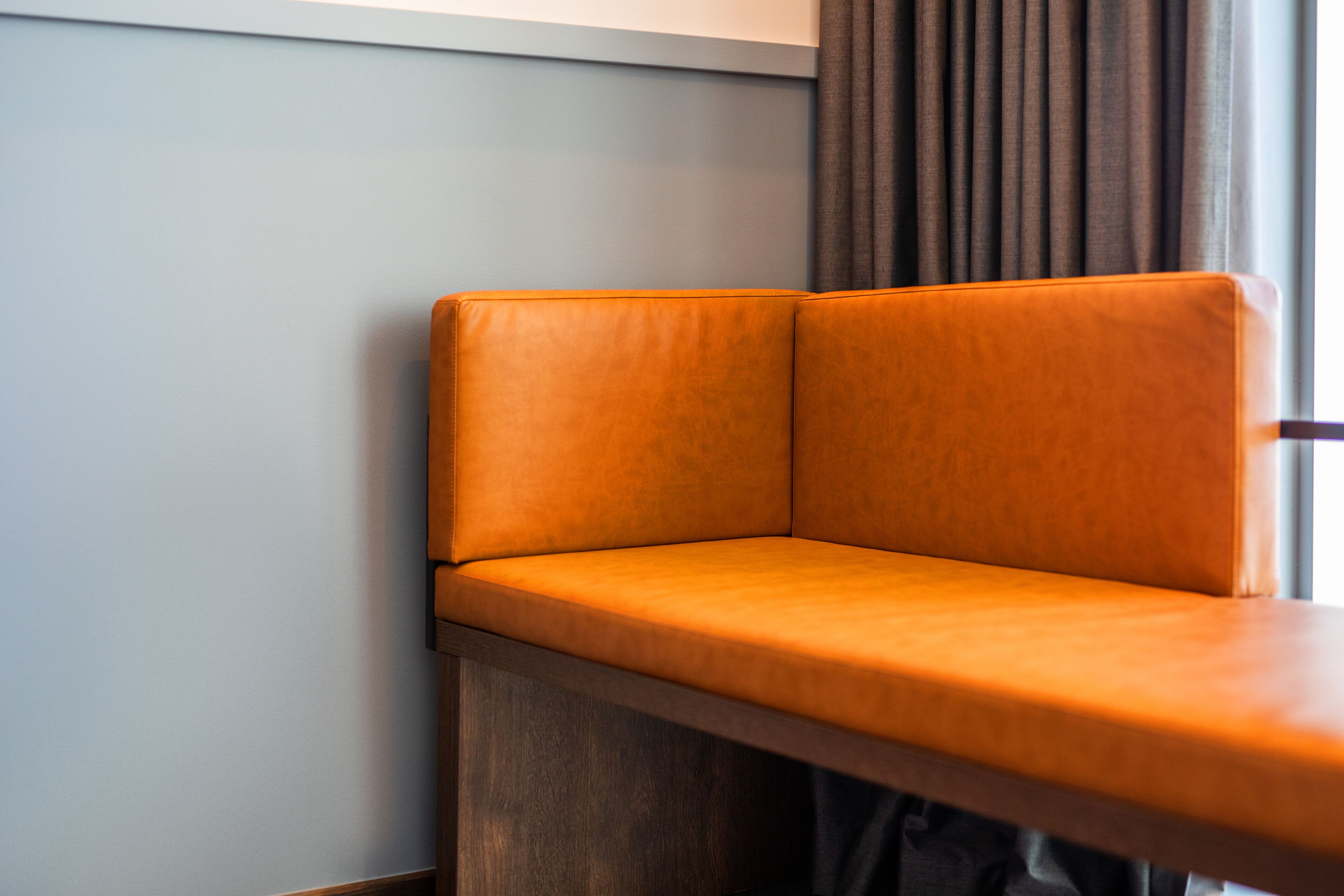 blackout curtains, soundproofing, free wifi, bed sheets