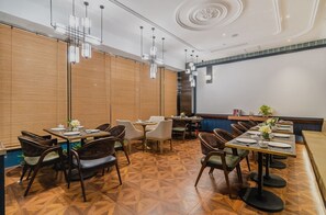Desayuno buffet incluido todos los días 