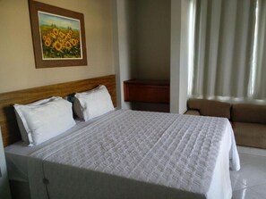 Minibar, desk, free WiFi, bed sheets