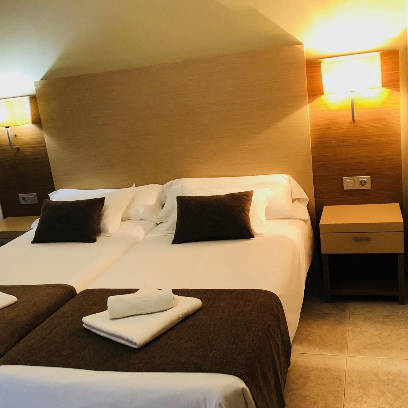 Photo - Hotel Rosabel