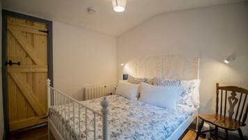 1 Schlafzimmer, Schreibtisch, Bügeleisen/Bügelbrett, WLAN