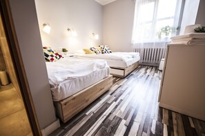 Deluxe Double Room | Free WiFi - Bi-Pi Hostel (Gdansk)