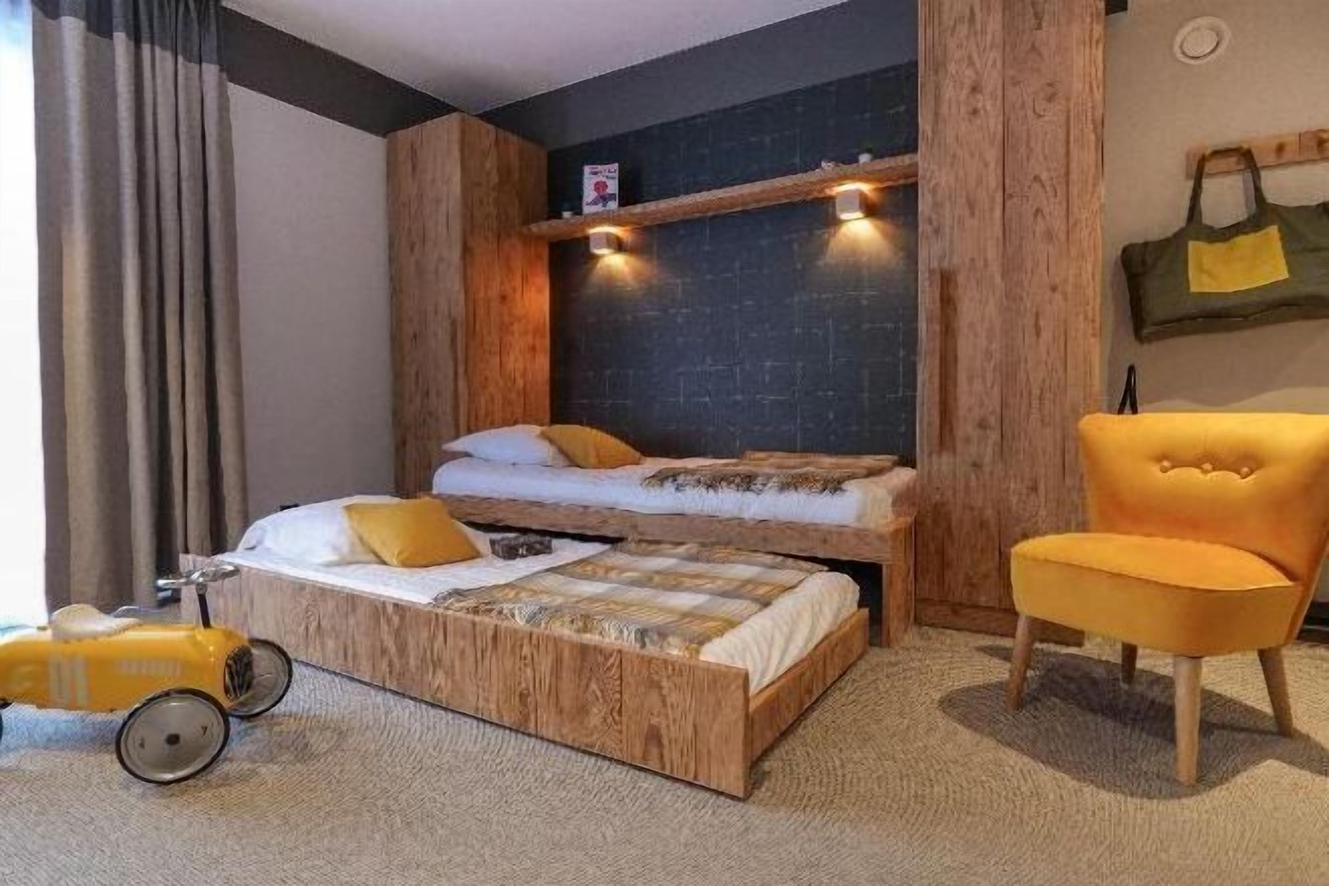 Värdeförvaringsskåp på rummet, individuell inredning och unika möbler