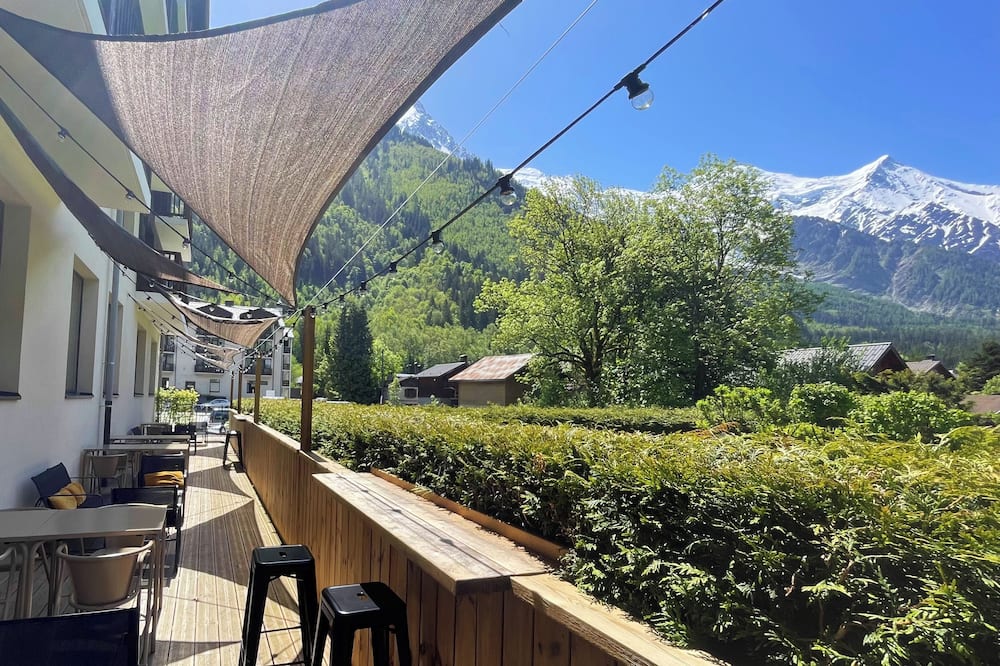 PlanB Hotel - Living Chamonix