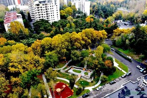 Luxury Room, Non Smoking, City View | Children's area - Tamarashvili m2 (Tbilisi)