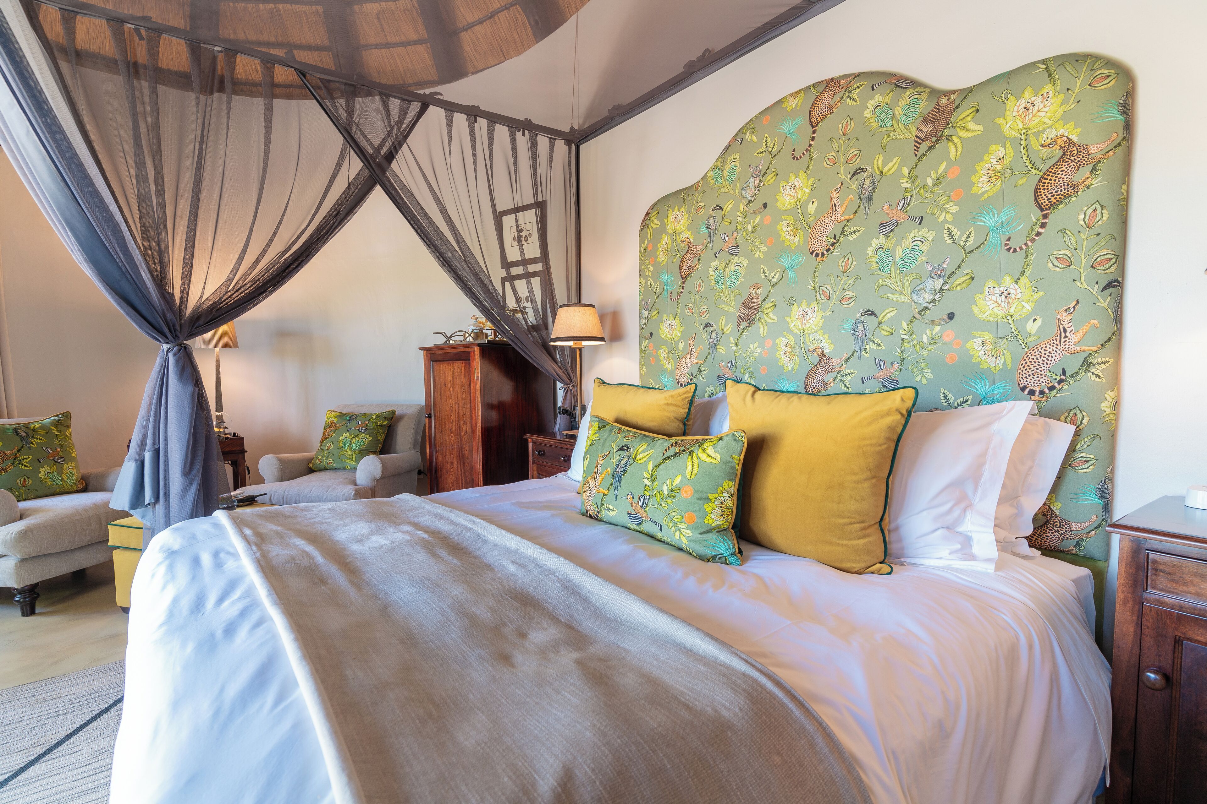 Quarto superluxo | Frigobar (abastecido com itens grátis), cofres nos quartos