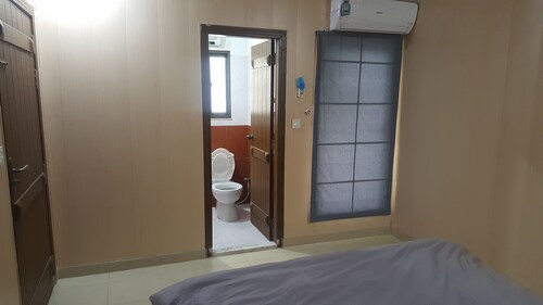 Makeen Furnished Apartments