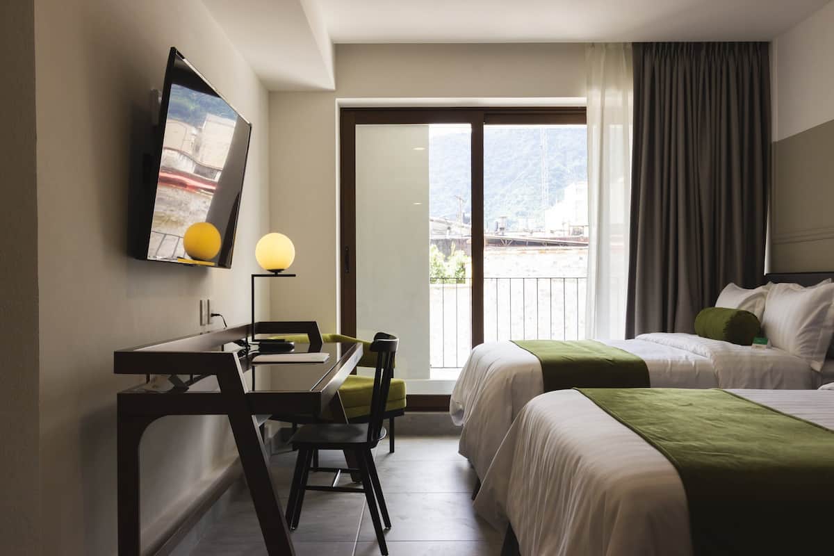 In-room safe, iron/ironing board, free WiFi, bed sheets