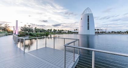 Family-Friendly Home: Heated Pool & Spa: 0.3 Mi Walk to Beach Watch the Rockets!