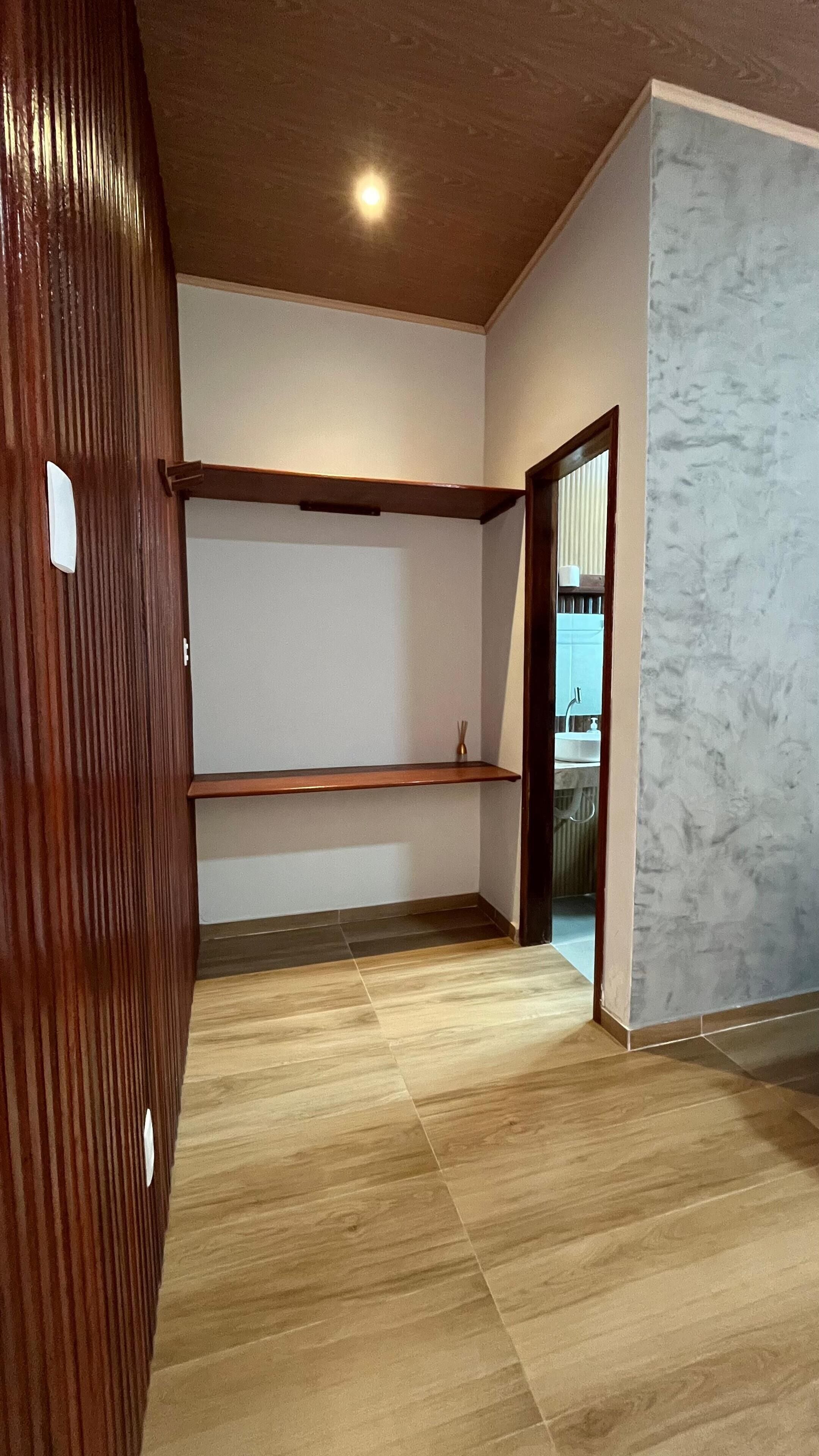 Decoración personalizada, cortinas blackout y ropa de cama 