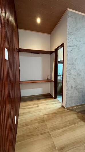 Décoration personnalisée, rideaux occultants, draps fournis