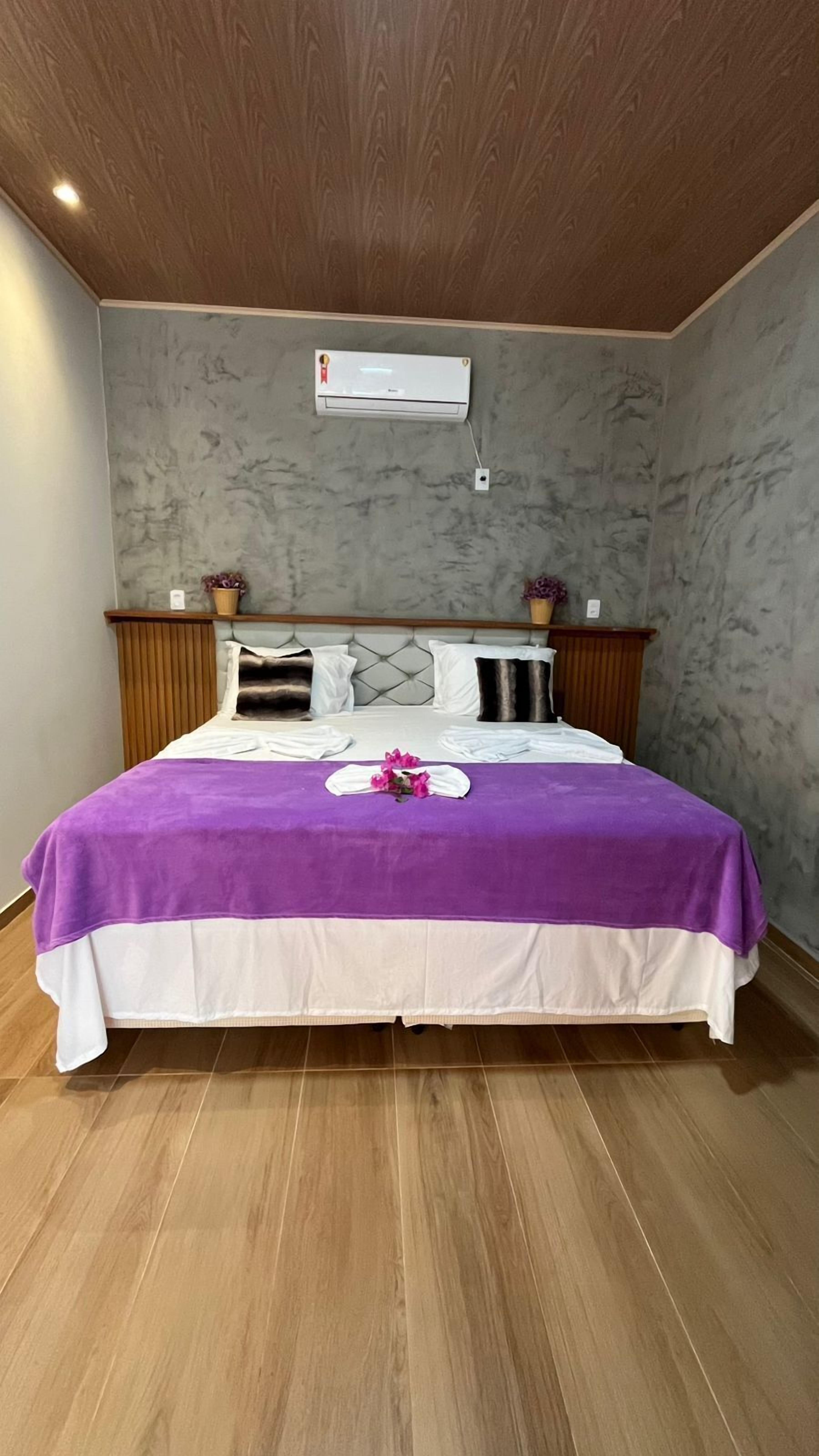 Décoration personnalisée, rideaux occultants, draps fournis