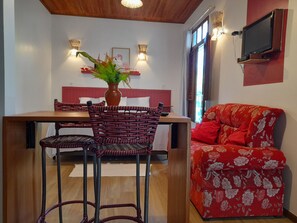 Décoration personnalisée, rideaux occultants, draps fournis