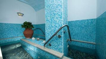 Bain à remous intérieur