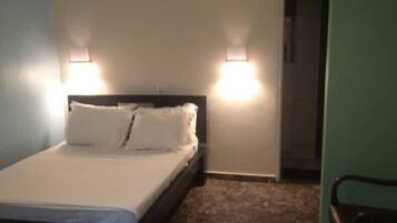 1 bedroom, desk, laptop workspace, blackout curtains