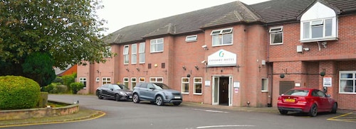 Consort Hotel & Urban Spa