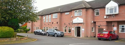 Consort Hotel & Urban Spa