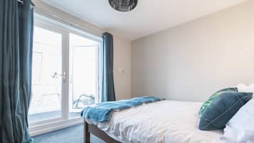 Chaumière exclusive | 3 chambres, ameublement unique, bureau, rideaux d’obscurcissement