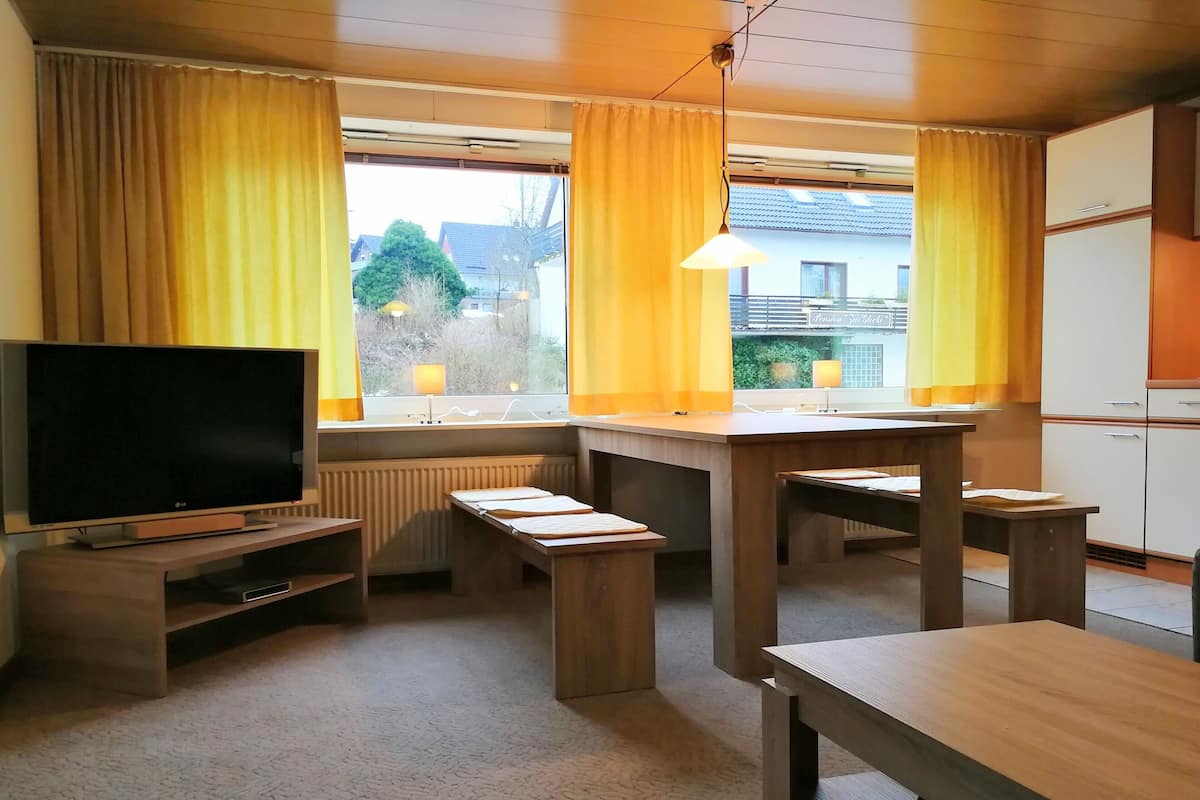 Apartment, 2 Bedrooms (incl. cleaning fee 65EUR/linen 15EUR) | 1 bedroom, free WiFi, bed sheets