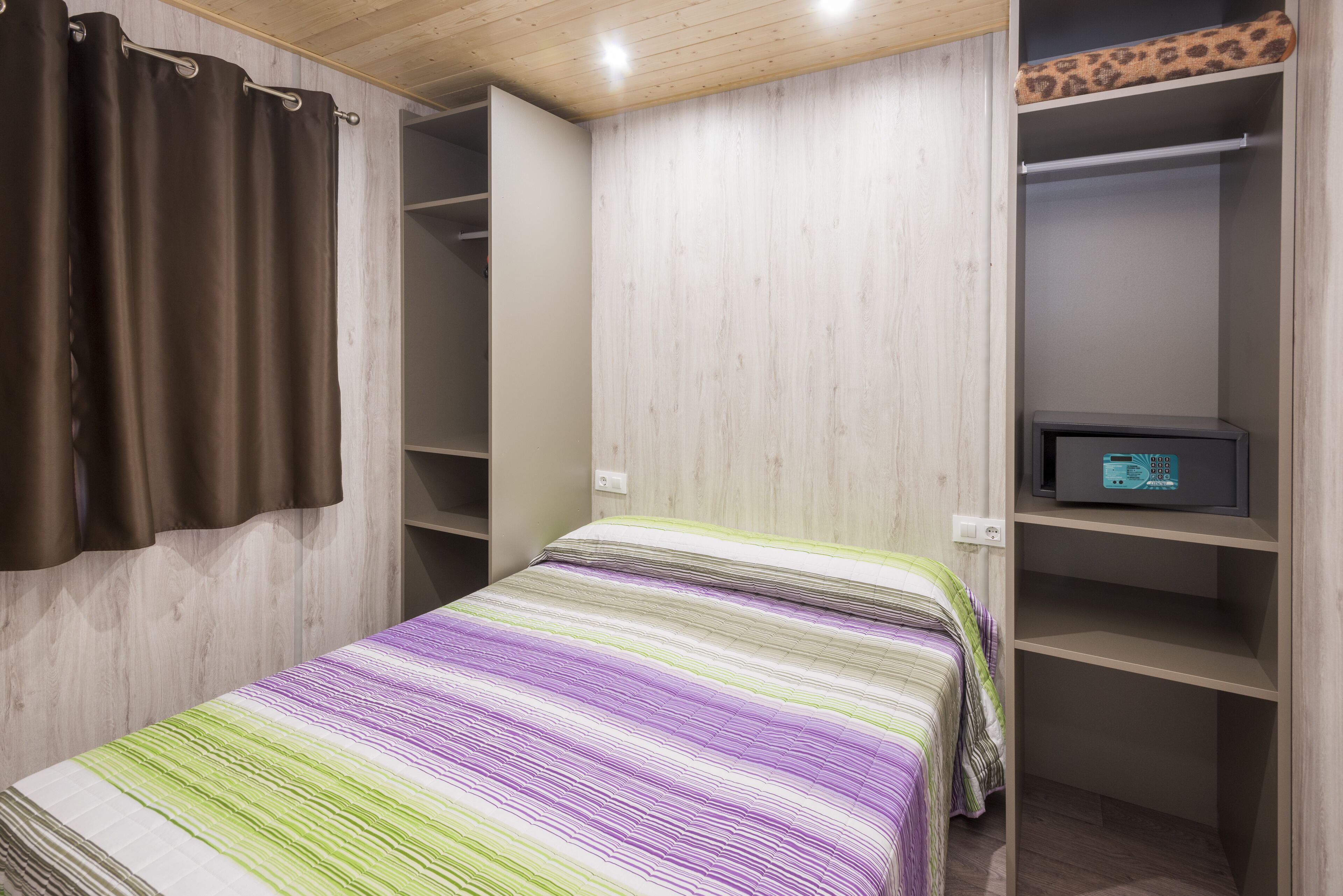 ersatzteile campingtisch Campingtisch groß | Klapptisch | Campingmöbel main image 0
