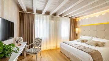 Doppia Exclusive | Biancheria da letto di alta qualità, minibar, una cassaforte in camera