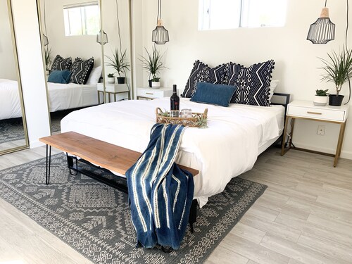 South Oceanside 1br/1bath, clean and beach close