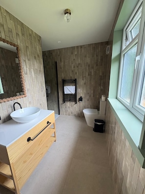 Free toiletries, hair dryer, towels