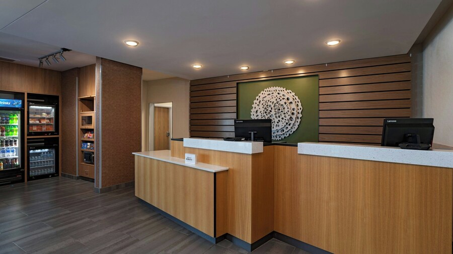 Fairfield Inn & Suites by Marriott Lincoln Crete